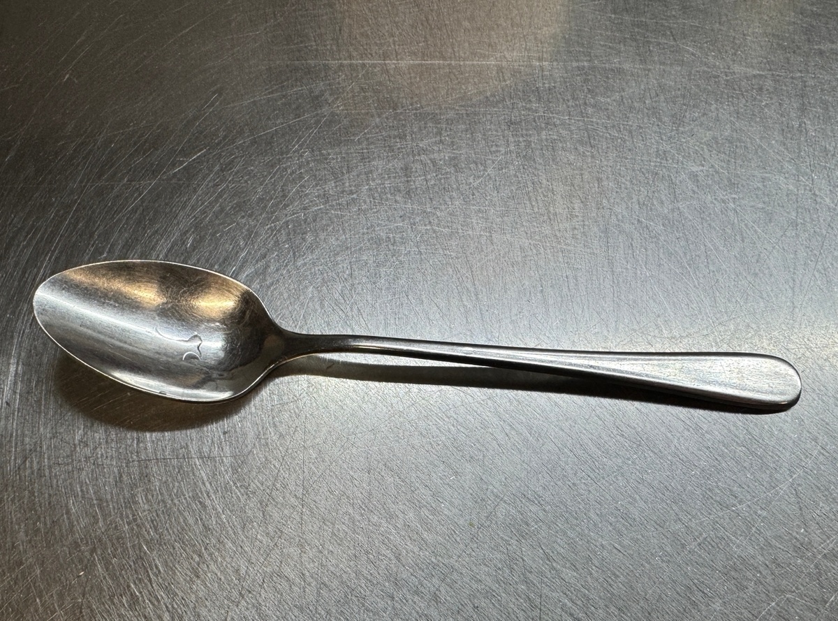 Почему профессиональные повара всегда пробуют еду новой ложкой