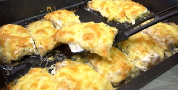 Рецепт рыбы под луковой шубой: простое и вкусное решение для любого стола