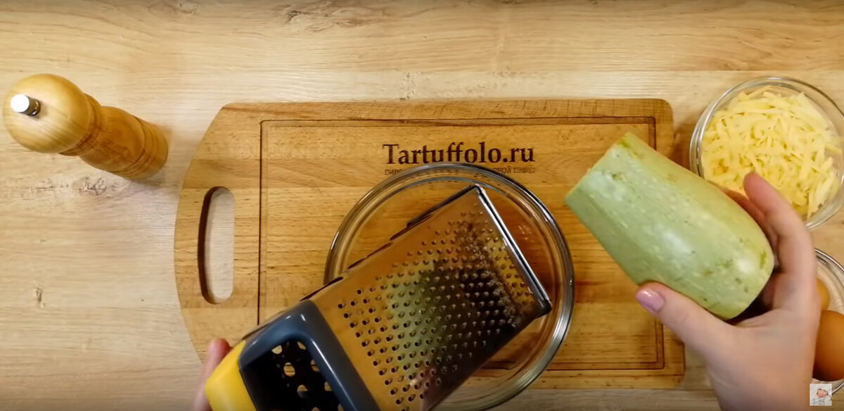 Секреты приготовления рулета-омлета с кабачками на сковороде