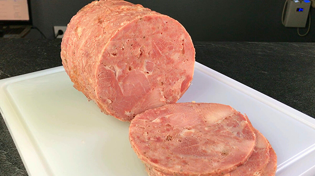 Почему стоит попробовать приготовить домашнюю ветчину: простой и вкусный рецепт