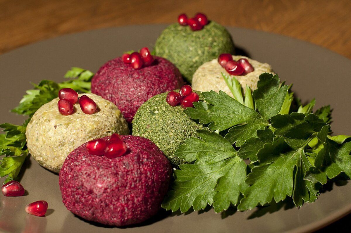 Попробуйте домашнее пхали: простой рецепт с ярким вкусом