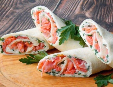 Тортилья с красной рыбой: идеальная закуска для любого стола