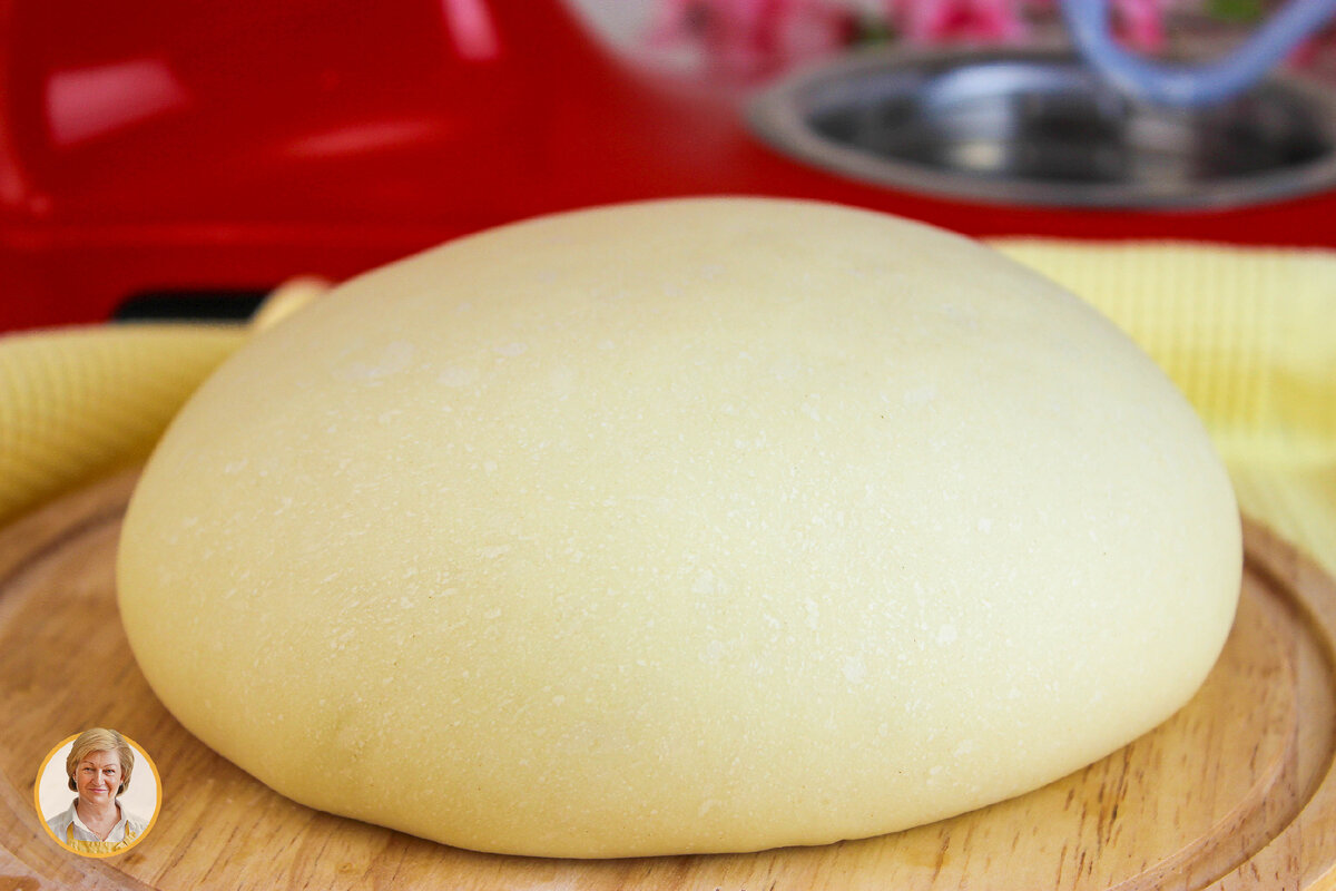 Пирожки с яйцом и зеленым луком на быстром дрожжевом тесте