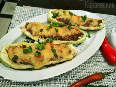 Кабачковые лодочки: быстро, просто и очень вкусно