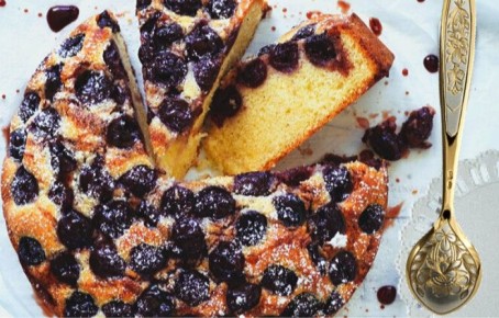 Вернуть лето: ягодный пирог в мультиварке, который порадует