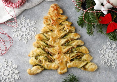 Вдохновляющий пирог-елочка с рыбой и зеленью для праздничного стола
