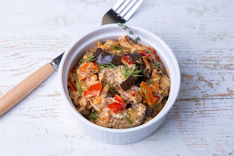 Вдохновляющий жульен из баклажанов: простой и вкусный рецепт на лето