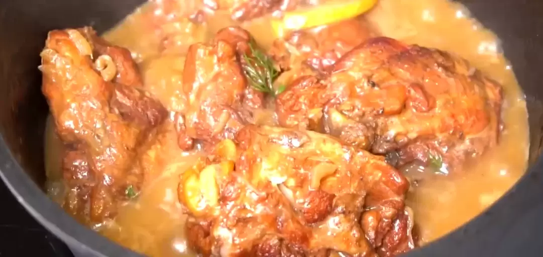 Курица по-турецки: секрет мягкости и вкусной кислинки в маринаде