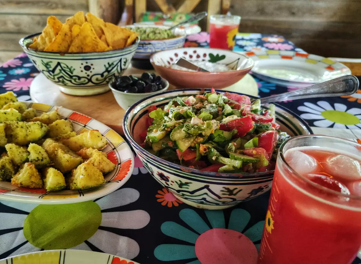 Как отметить день рождения на даче: идеи для незабываемого праздника