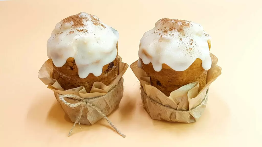 Идеальный кулич на кефире: пышная выпечка без яиц для любого праздника