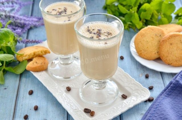 Лавандовый раф: как создать волшебный кофе в домашних условиях